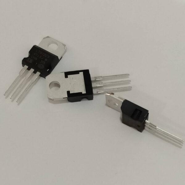 IC ไอซี เรกูเลเตอร์ Negative Voltage Regulator L7905 L7906 L7908 L7909 L7912 L7915 L7924 #IC TO-220 (1 ตัว) - Image 2