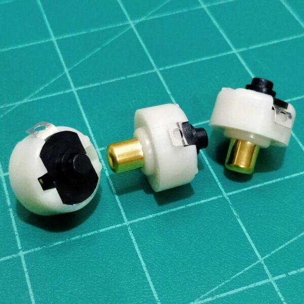 สวิทช์ ไฟฉาย กดติด-กดดับ ปุ่มกด ON-OFF Flashlight Switch 20x25mm #C8-20mm (1 ตัว)