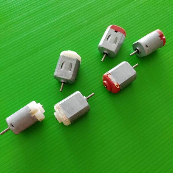 มอเตอร์ ทดลอง DC รถแข่ง ของเล่น DIY DC Motor Standard 130 Motor DC 3-6V 7000 RPM (1 ตัว) - Image 2