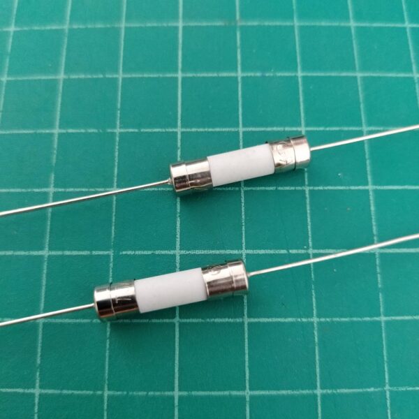 ฟิวส์ หางหนู 2 ขา บัดกรี เซรามิค Slow Blow Ceramic Fuse 5x20mm 250V T0.5A ถึง T20A #PC5x20T (1 ตัว) - Image 2