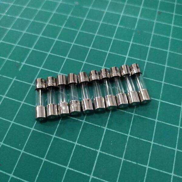 (10 ตัว) ฟิวส์ หลอดแก้ว ปลั๊กไฟ ปลั๊กพ่วง Glass Fuse 5x20mm 250V 0.5A ถึง 30A #G5x20-SW (กล่อง 10 ตัว) - Image 2