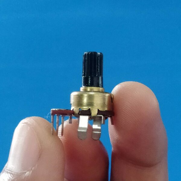 โพเทนชิโอมิเตอร์ วอลลุ่ม โวลลุ่ม Potentiometer 3 ขา แนวตั้ง 10mm A1K A10K B10K B50K #R1212N 3VP-10mm (1 ตัว) - Image 2