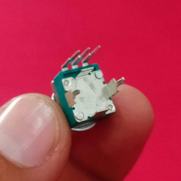 โพเทนชิโอมิเตอร์ วอลลุ่ม โวลลุ่ม Potentiometer R097 RK097 3 ขา แนวตั้ง แกน D 20mm #RK097N 3VD-20A (1 ตัว) - Image 5