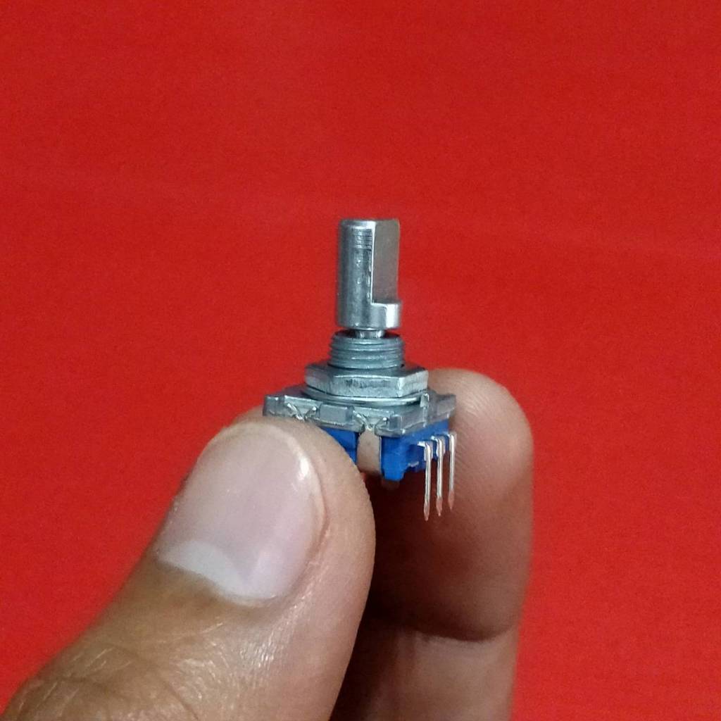 วอลลุ่ม โวลลุ่ม ดิจิตอล หมุนรอบตัวเองได้ 360 องศา Rotary Encoder Audio Digital Potentiometer Volume #EC11 5VD-C (1 ตัว) - Image 3
